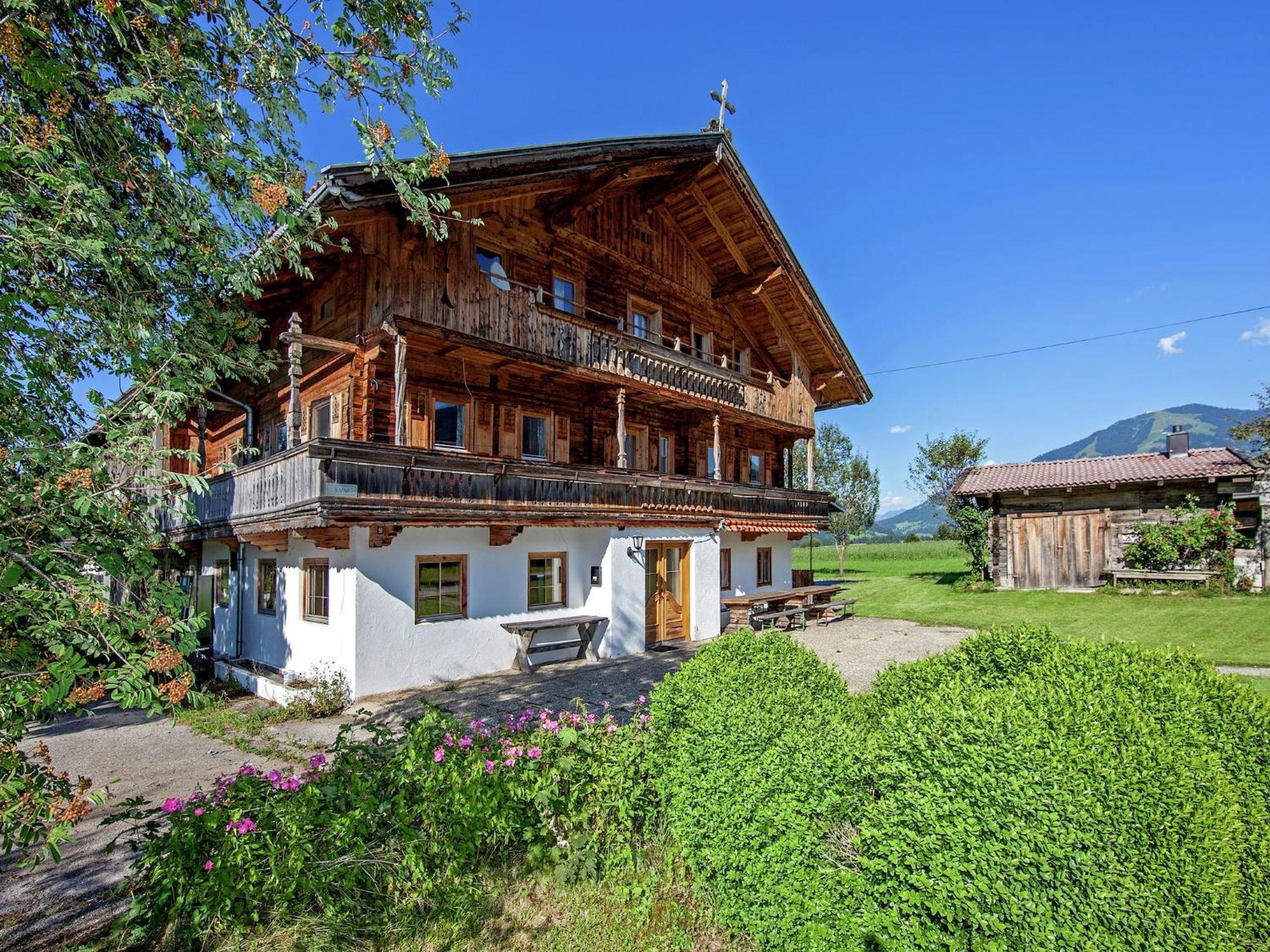 Stellar Holiday Home In Hopfgarten With Roof Terrace Hopfgarten im Brixental Exterior photo